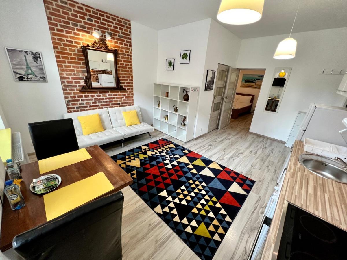Red&Yellow Apartments Centrum Olsztyn  Exterior foto