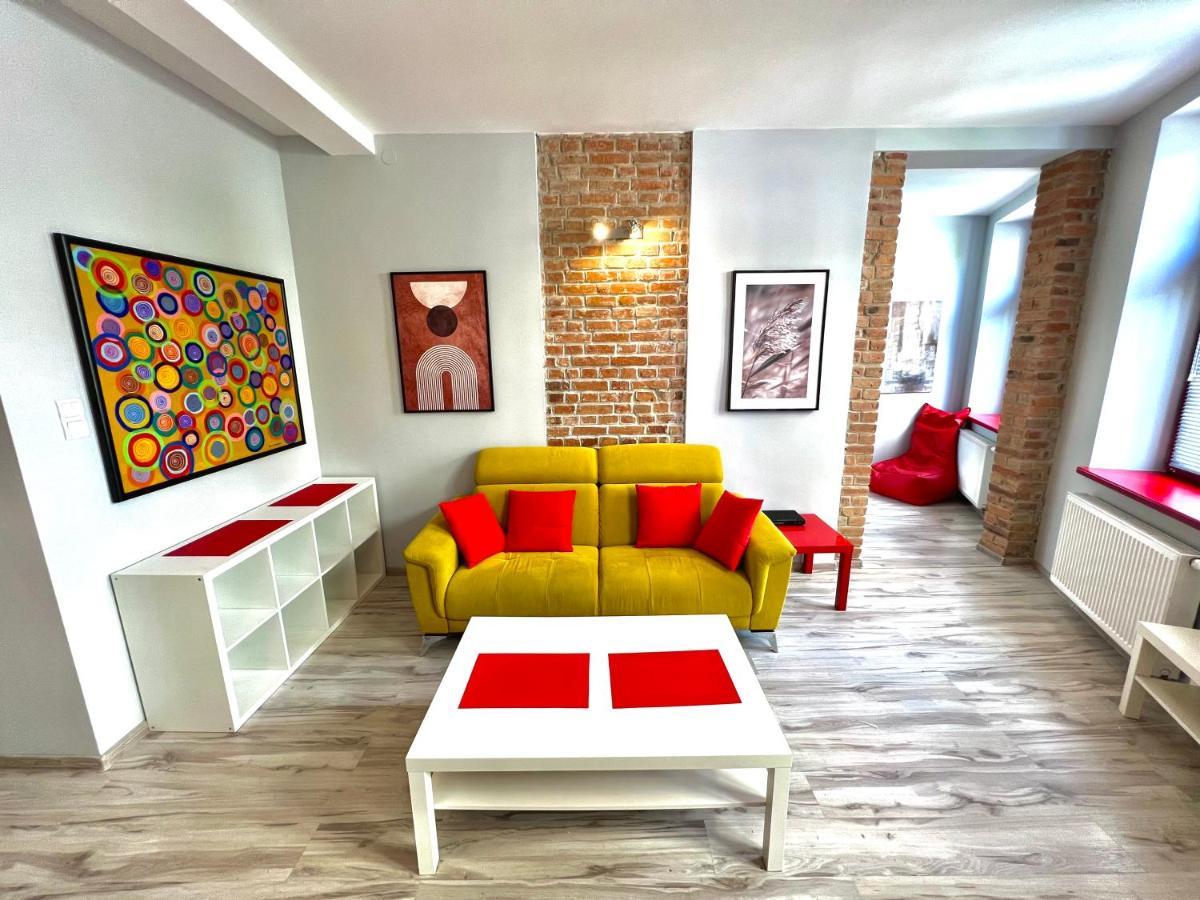 Red&Yellow Apartments Centrum Olsztyn  Exterior foto